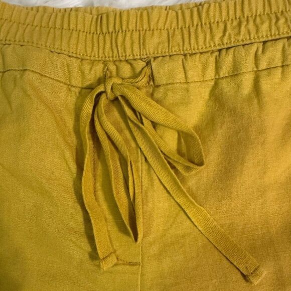 LOFT Linen Blend Running Short with Pom Pom Detailing in Yellow Size M - Picture 5 of 7